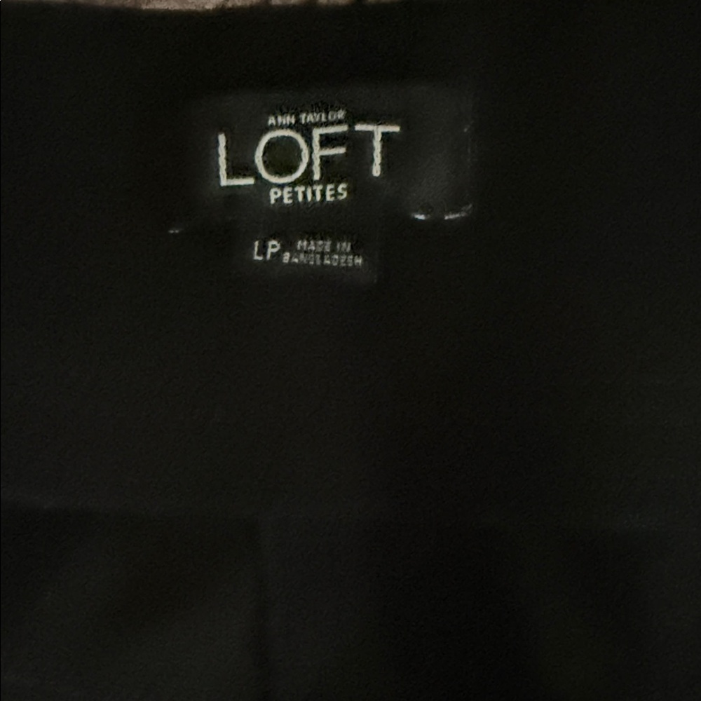 Ann Taylor LOFT Black Cropped Ponte Pants, Size LP - Picture 7 of 10